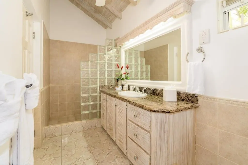 Luxury Villa With A Stunning Private Swimming Pool Saint James Barbados
