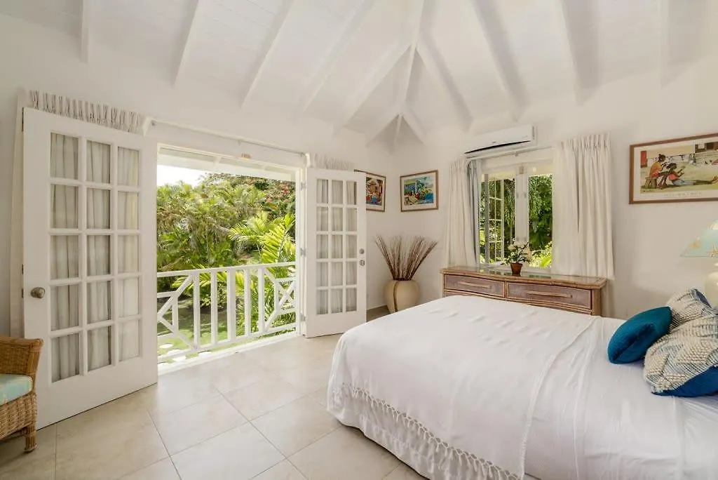 Luxury Villa With A Stunning Private Swimming Pool Saint James